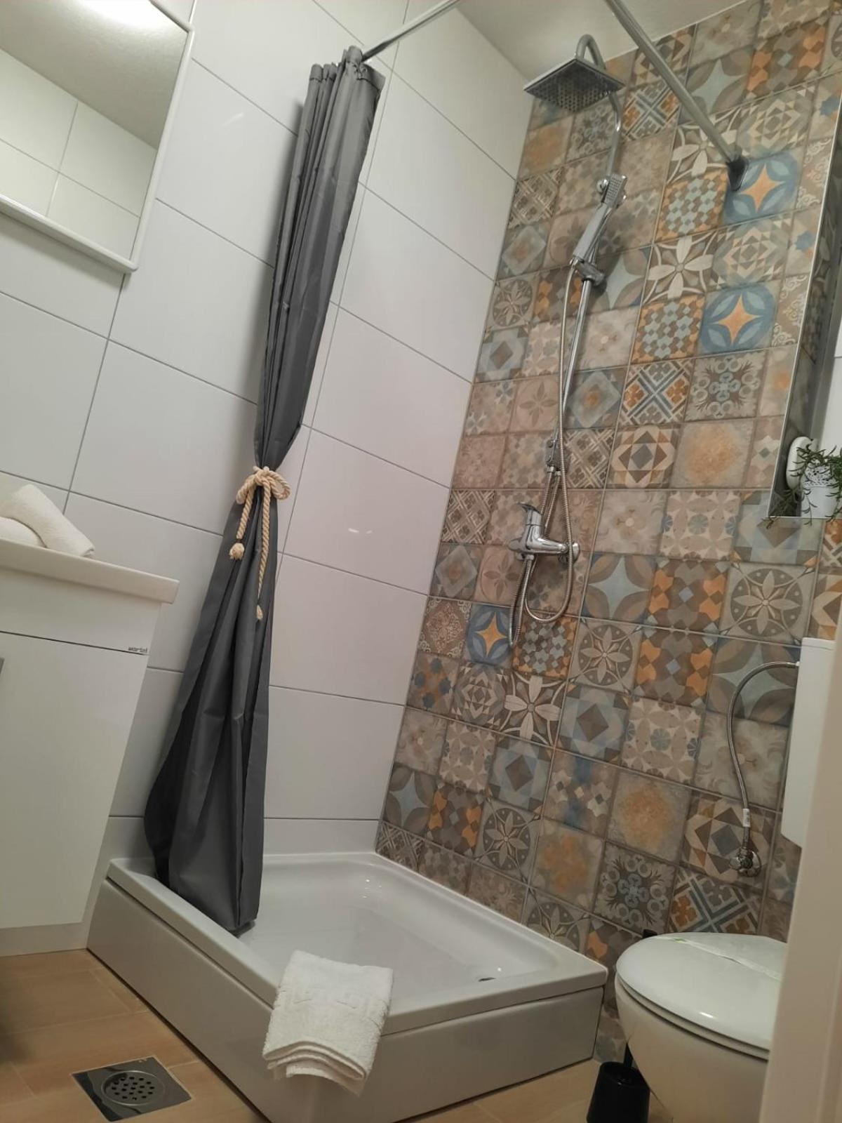 Apartmani Silentium Neum Buitenkant foto